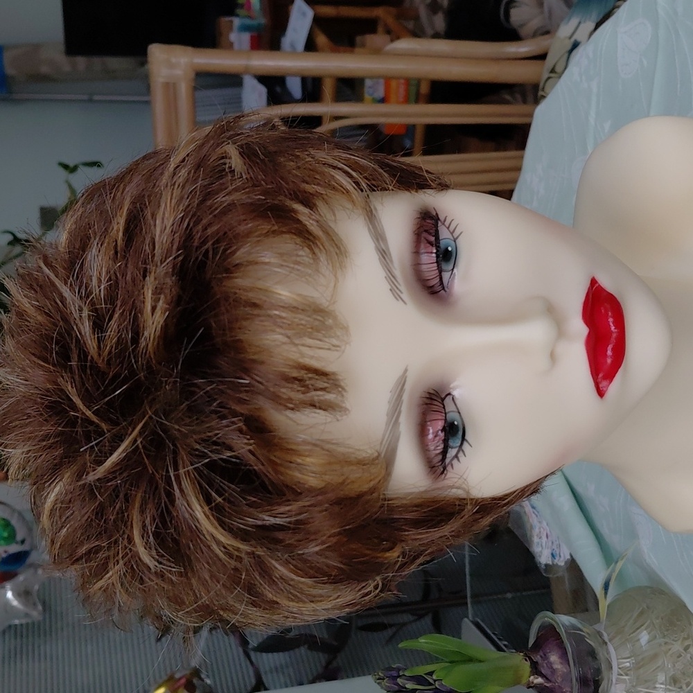 Estetica Vikki In Carmel Kiss